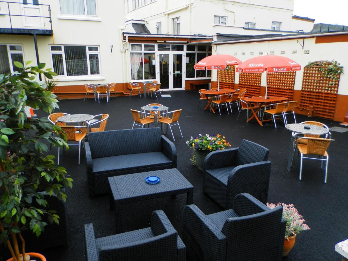 Wayside Cheer Hotel Castel Eksteriør bilde